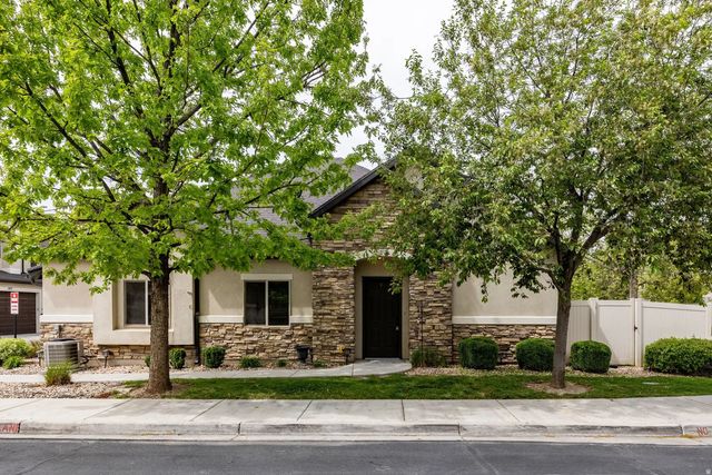 1844 W 2300 S, Woods Cross