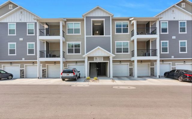 13239 S Dominica Ln G202, Herriman