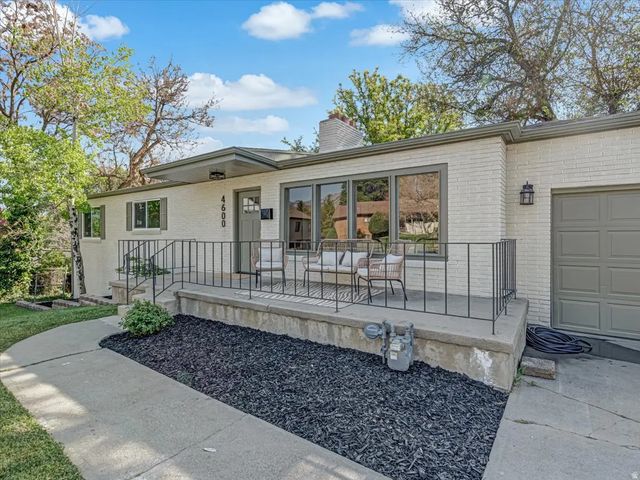4600 S Creekview Dr, Murray