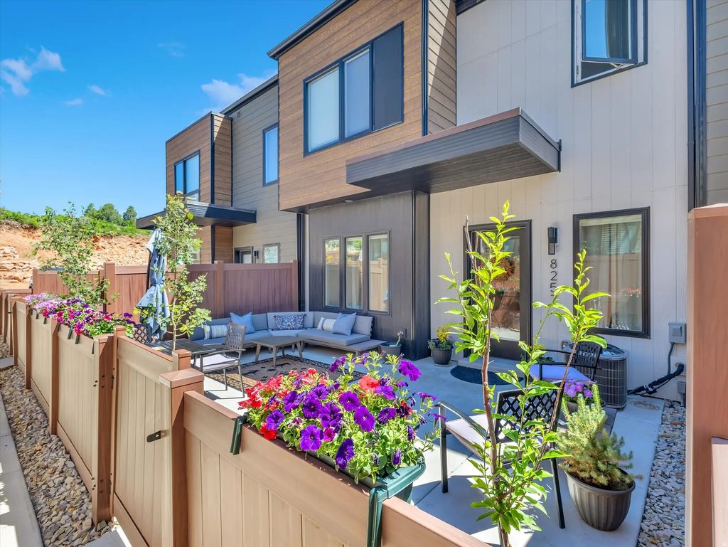 8257 N Sandalwood Ln, Park City
