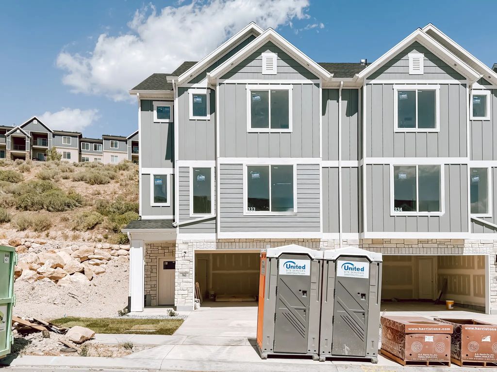 960 W Mountain Hollow Way 333, Lehi