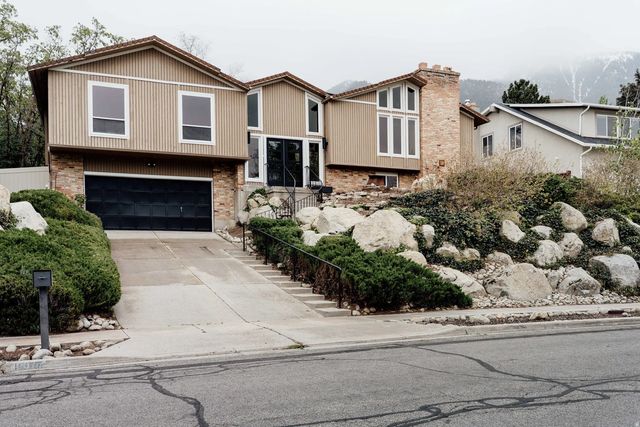 10077 S Majestic Canyon Rd E, Sandy