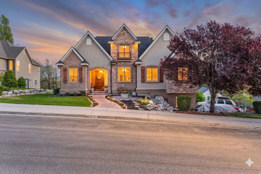 2016 N Nuttall Dr, Lehi