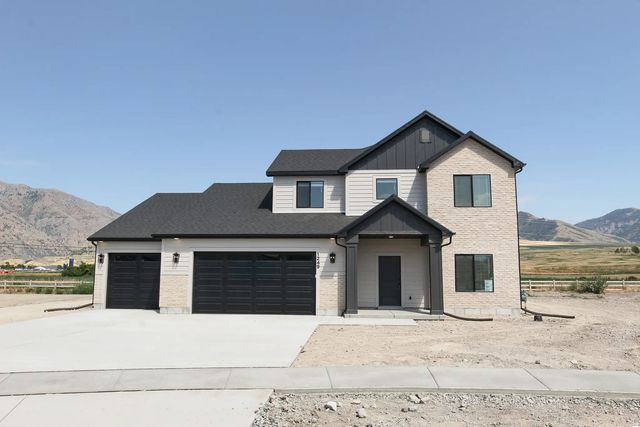 1249 S 780 E, Hyrum