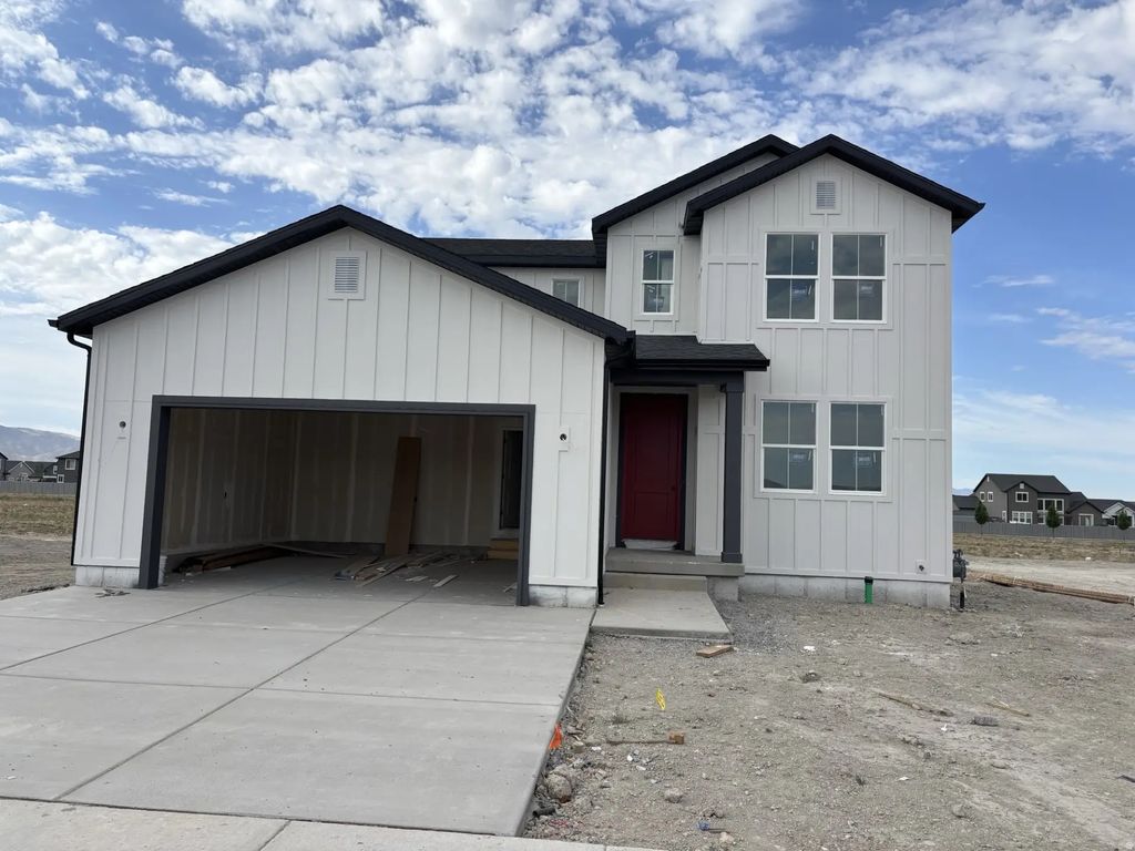 438 E Clear Granite Way, Eagle Mountain
