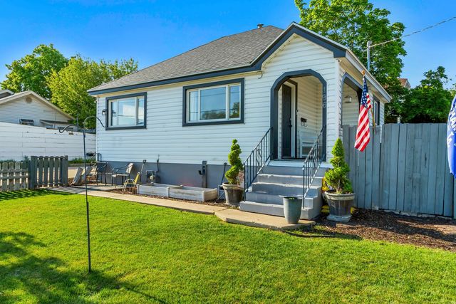 196 N 100 W, Tooele