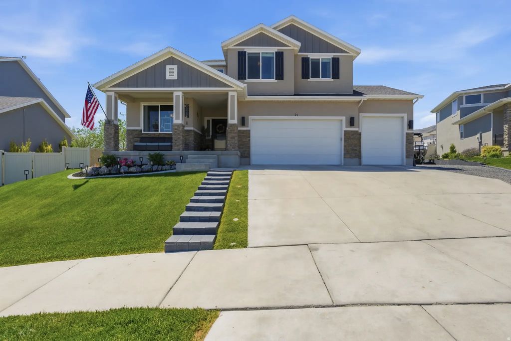 21 W Swainson Ave, Saratoga Springs