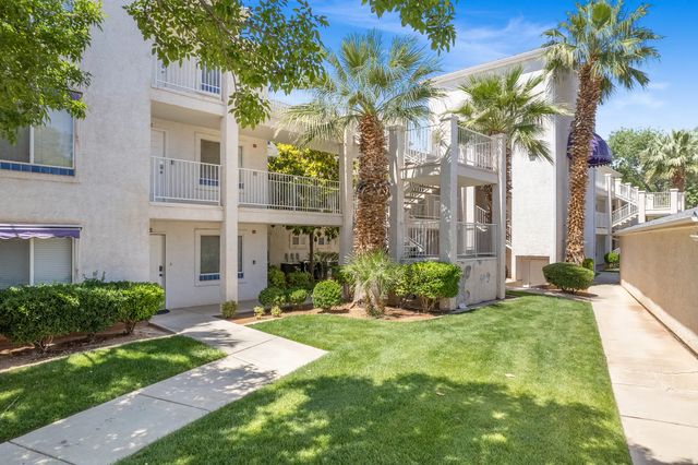 1845 W Canyon View Dr 902, St. George