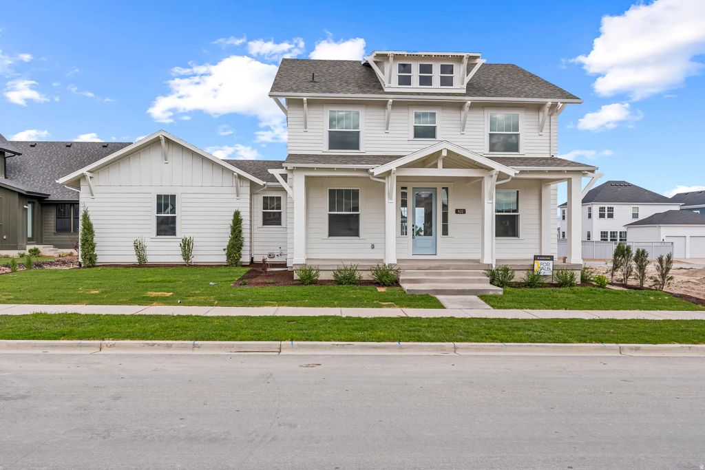 822 W Caroline Dr 214, Saratoga Springs