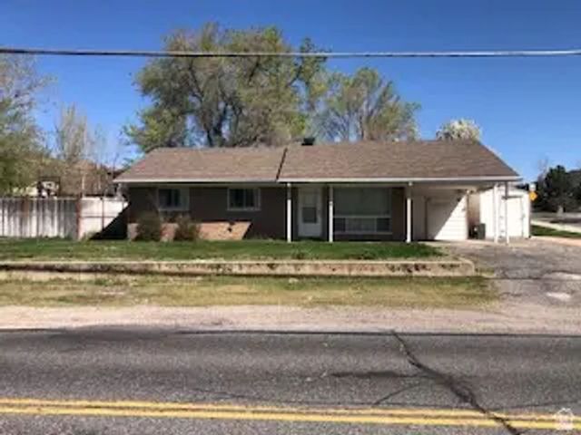 1615 E Pioneer Rd, Draper