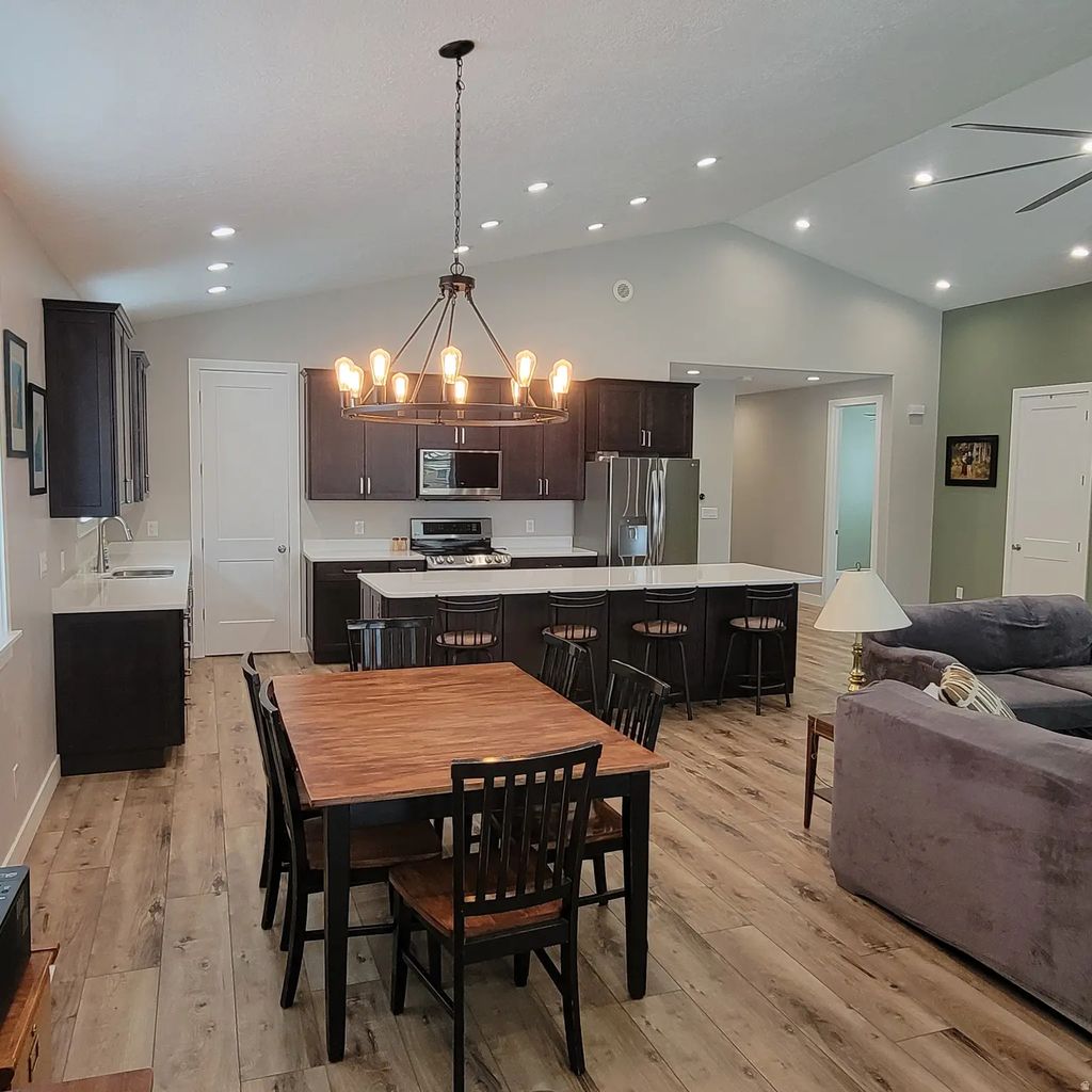 252 W 4950 S, Washington Terrace