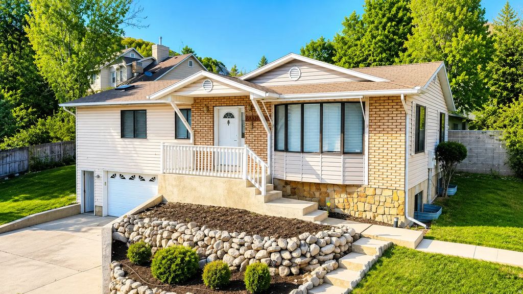 895 E Quail Valley Dr, Provo