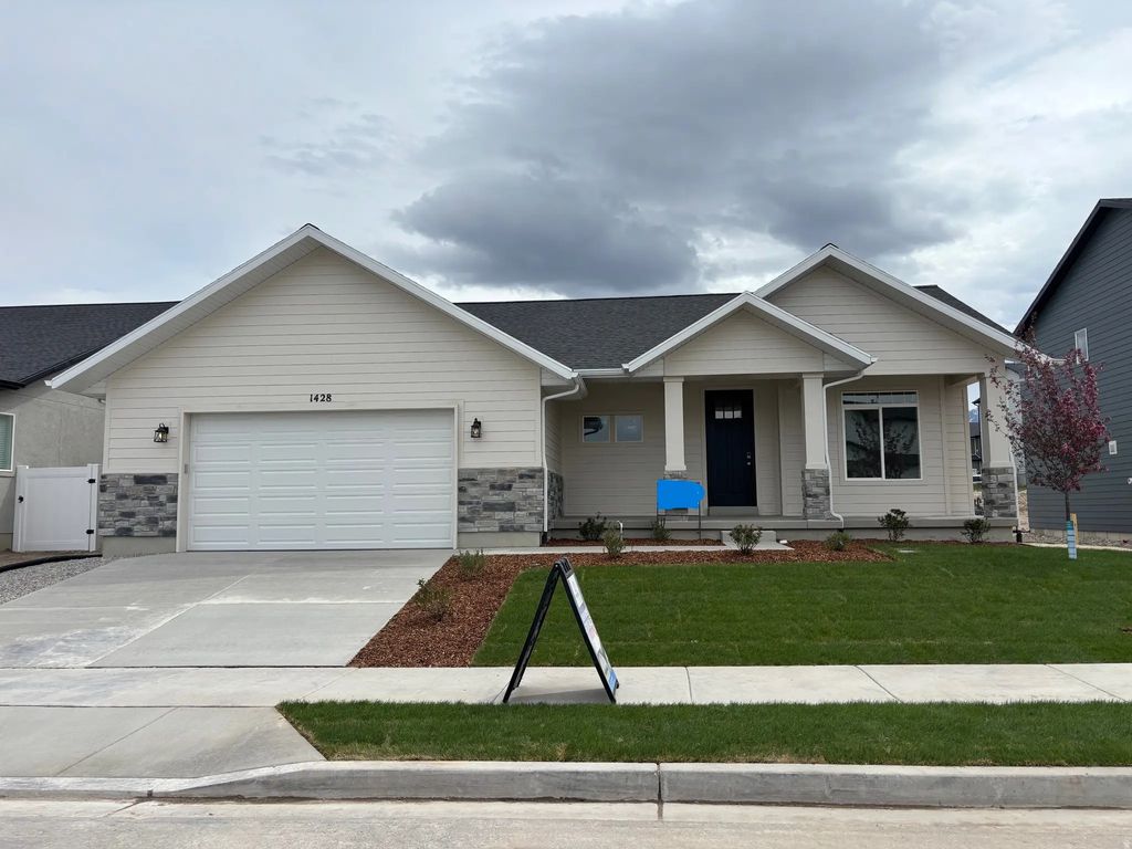 1428 N Baen Way 241, Tooele