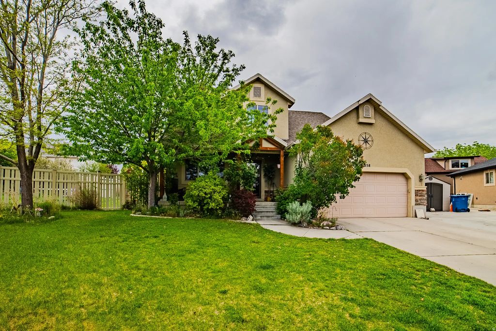 858 W Mustang Cir, Saratoga Springs