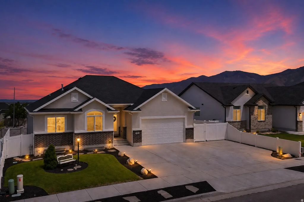 582 W 1960 N, Tooele