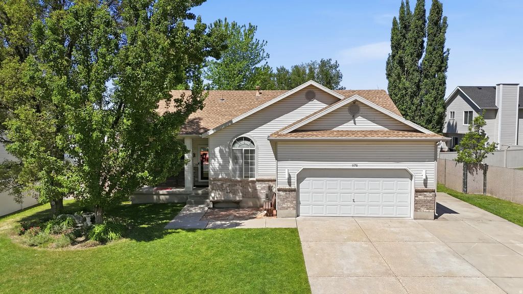 1178 S 70 W, Farmington