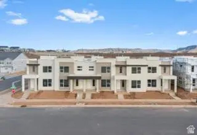 907 W Bright Ridge Ln 1430, St. George