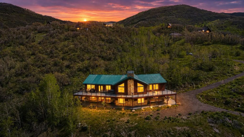 6 Beaver Springs Rancheros, Oakley