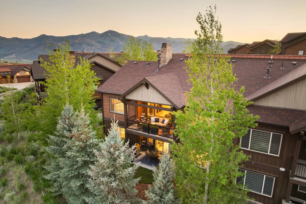 1737 E Viewside Cir, Hideout