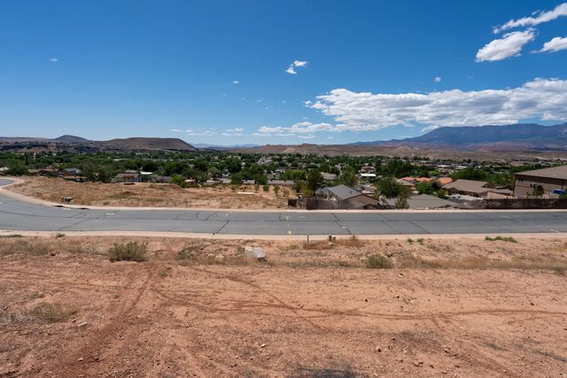 244 N 200 E 52, La Verkin