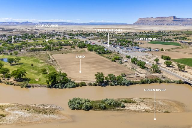 1290 E Main St, Green River