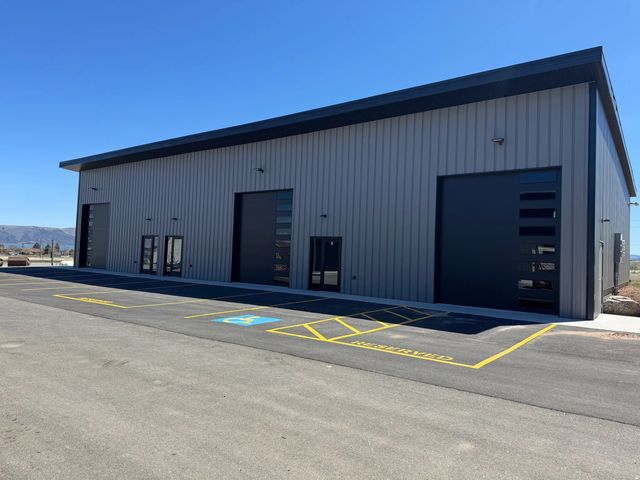 70 N 395 W 5-7, Garden City