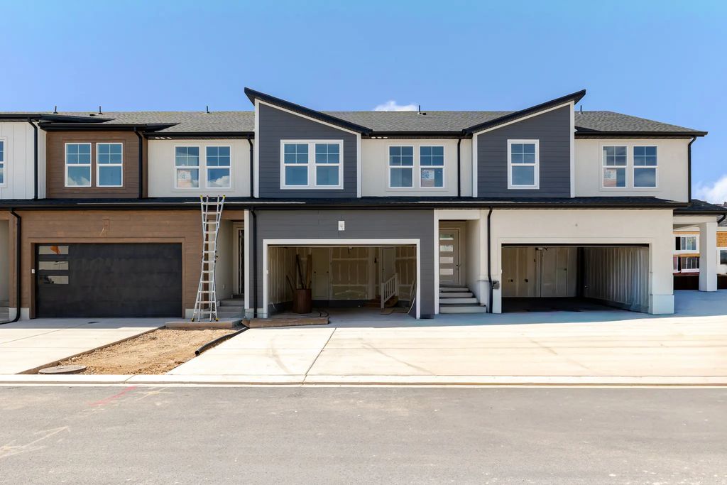 3764 S Amaranth Rd 127, West Valley City