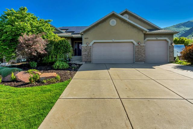 1475 E Harvey Rd, Fruit Heights