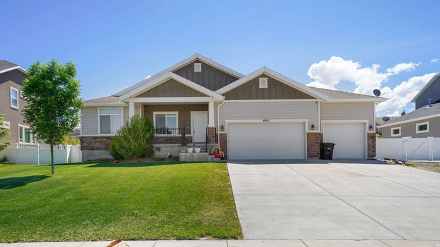 6062 N Spring St, Stansbury Park