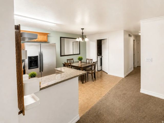 804 E Cedar Pine Ct S 31, Millcreek