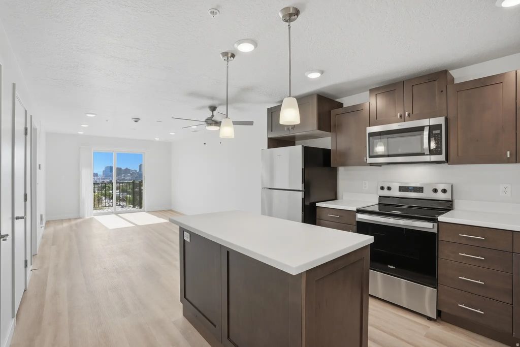 1032 E 400 S 602b, Salt Lake City