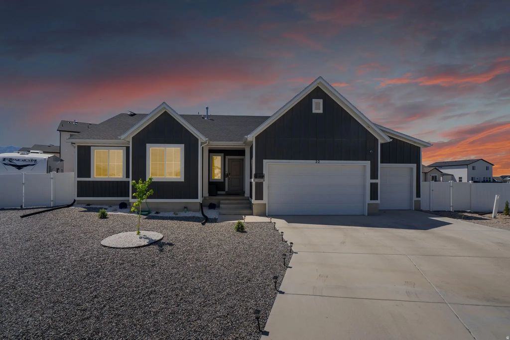 22 N Chadwick Cir, Grantsville