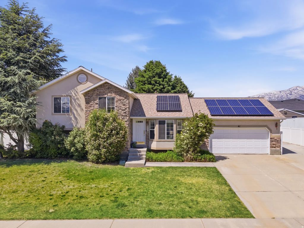 41 E 2300 N, Lehi