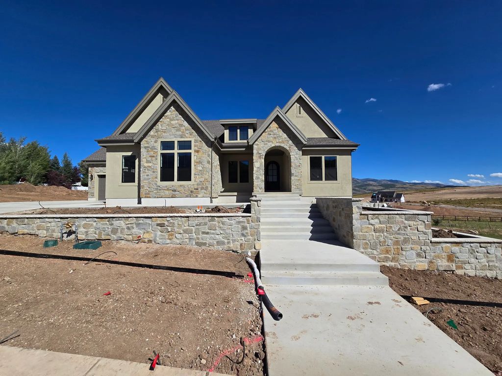 6778 N Frontier Dr, Mountain Green