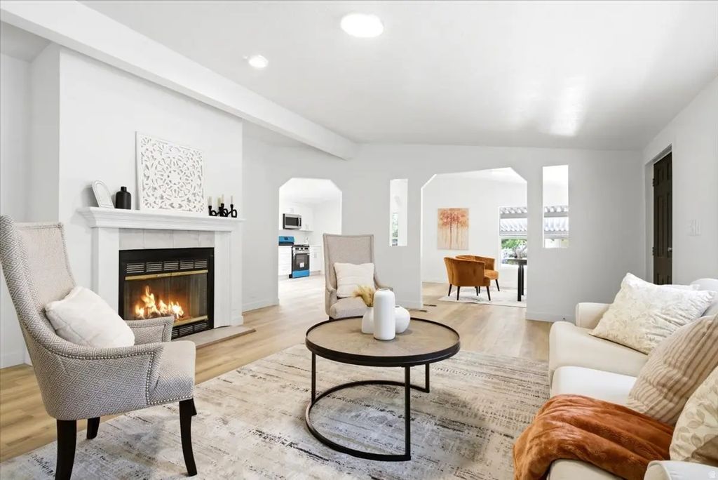 1569 W Indian Summer Dr, Salt Lake City