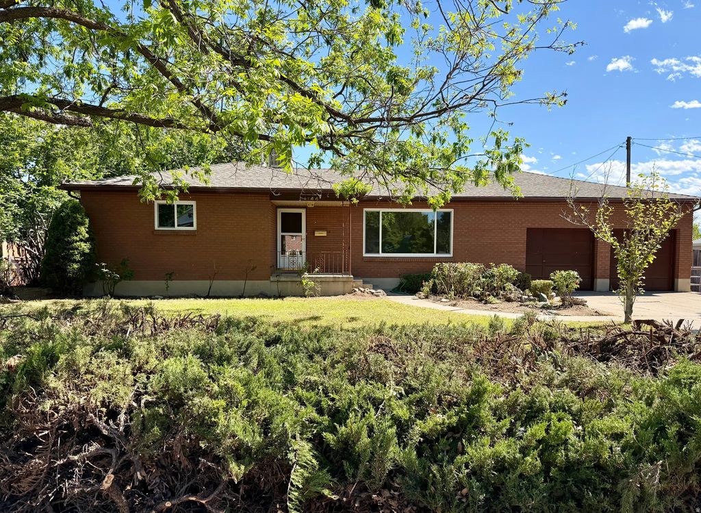 1144 E Hillview Dr, Millcreek