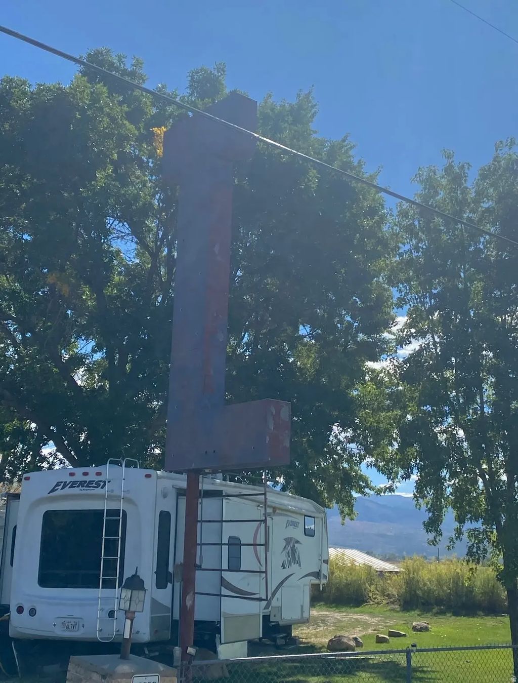 1234 N Highway 89, Mt Pleasant