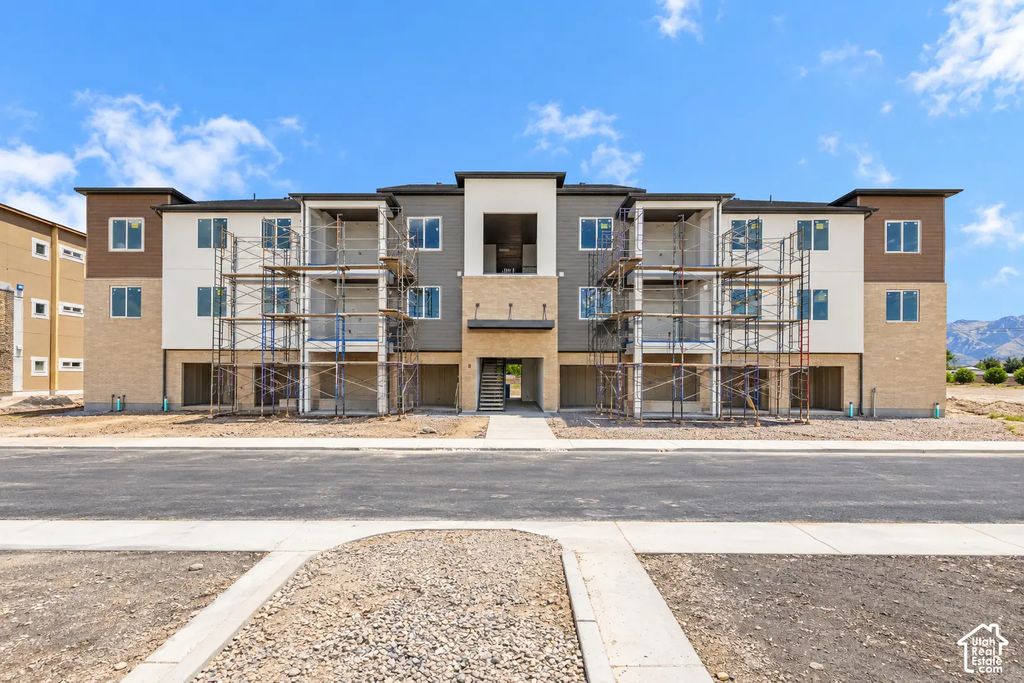 3721 S Dalbergia Dr B301, West Valley City