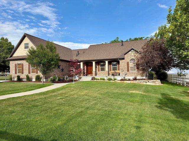 4087 N Cochrane Ln, Erda