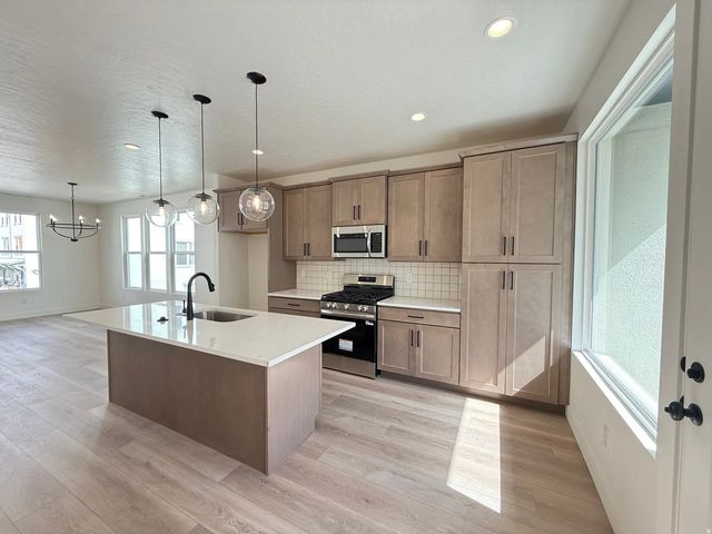 11025 S Freestone Dr W 123, South Jordan