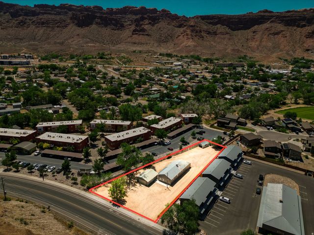 990 S Millcreek Dr, Moab