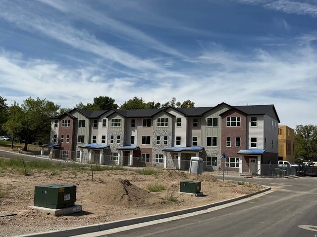 3855 S 960 E, Ogden
