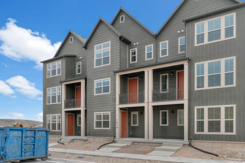 7034 S Overland Rd, West Jordan