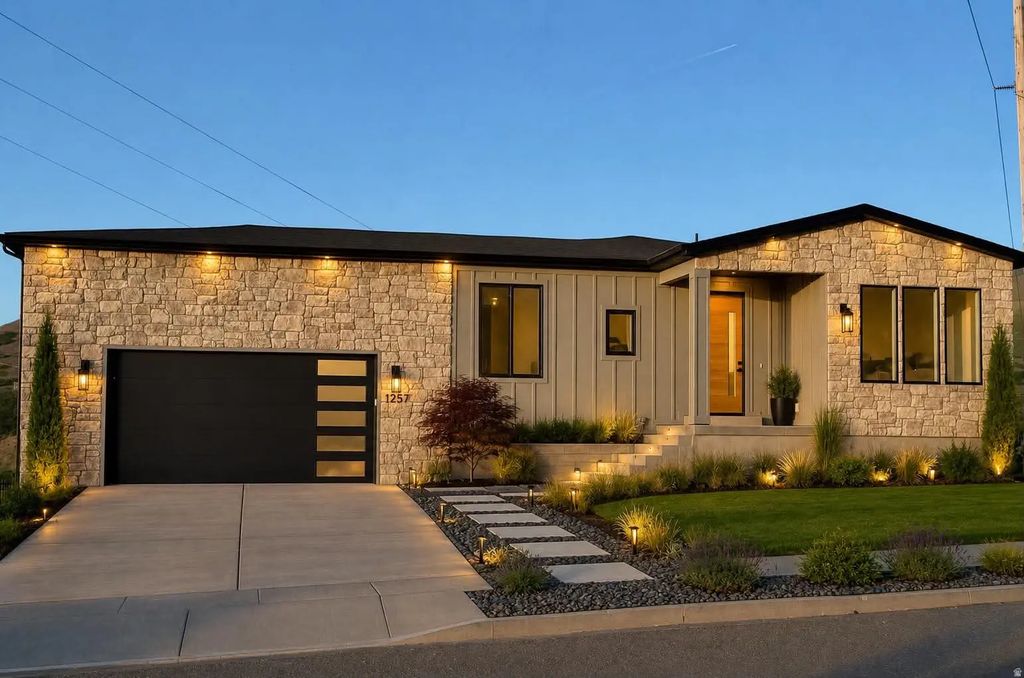 905 Settlement Canyon Rd, Tooele