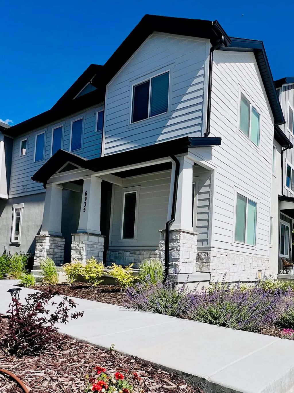 6935 S Static Peak Dr 118, West Jordan