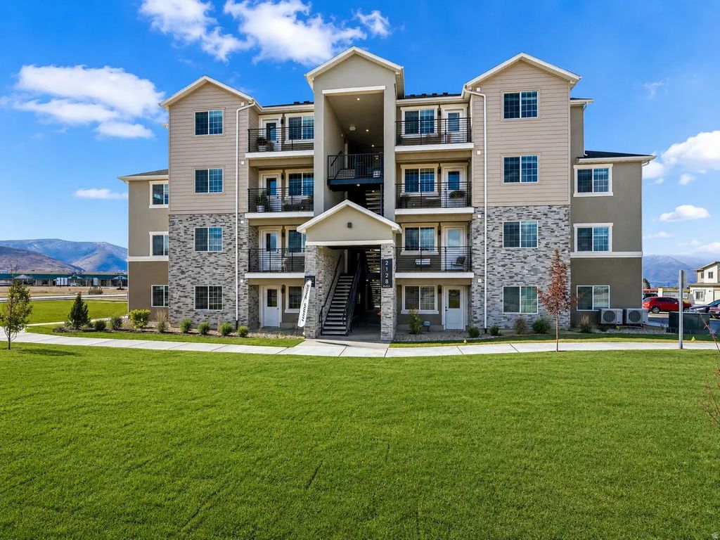 2128 S Sawmill Blvd, Heber City