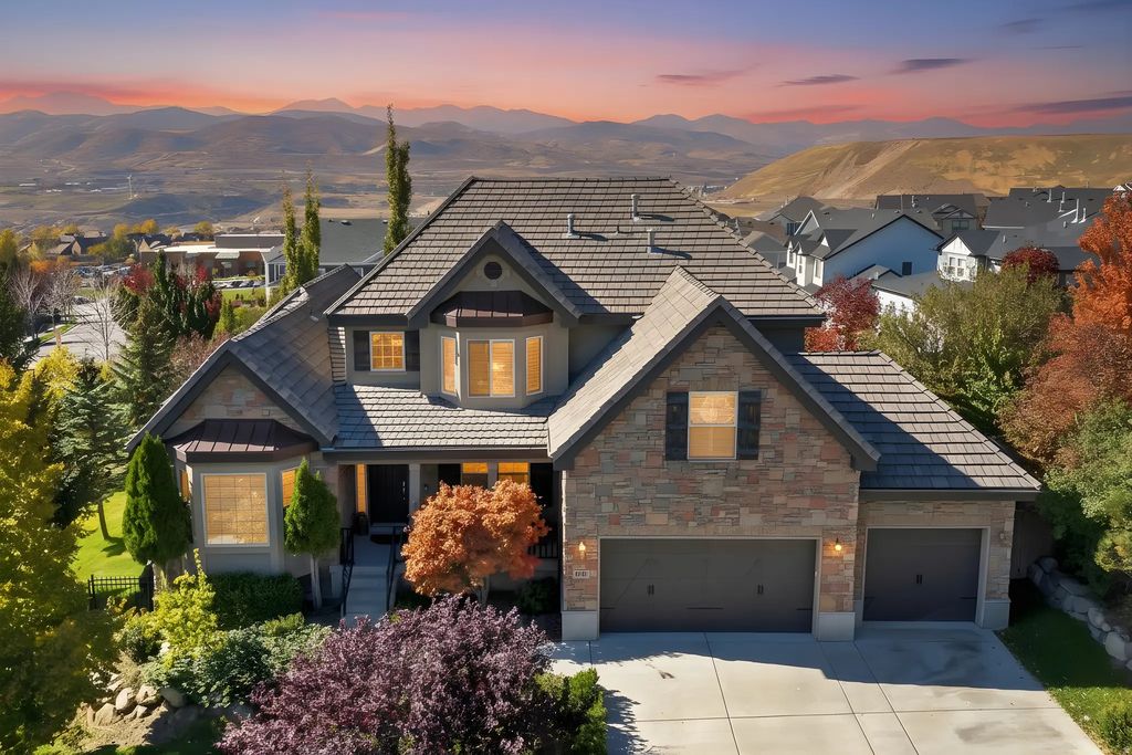 4787 N Whisper Wood Dr, Lehi