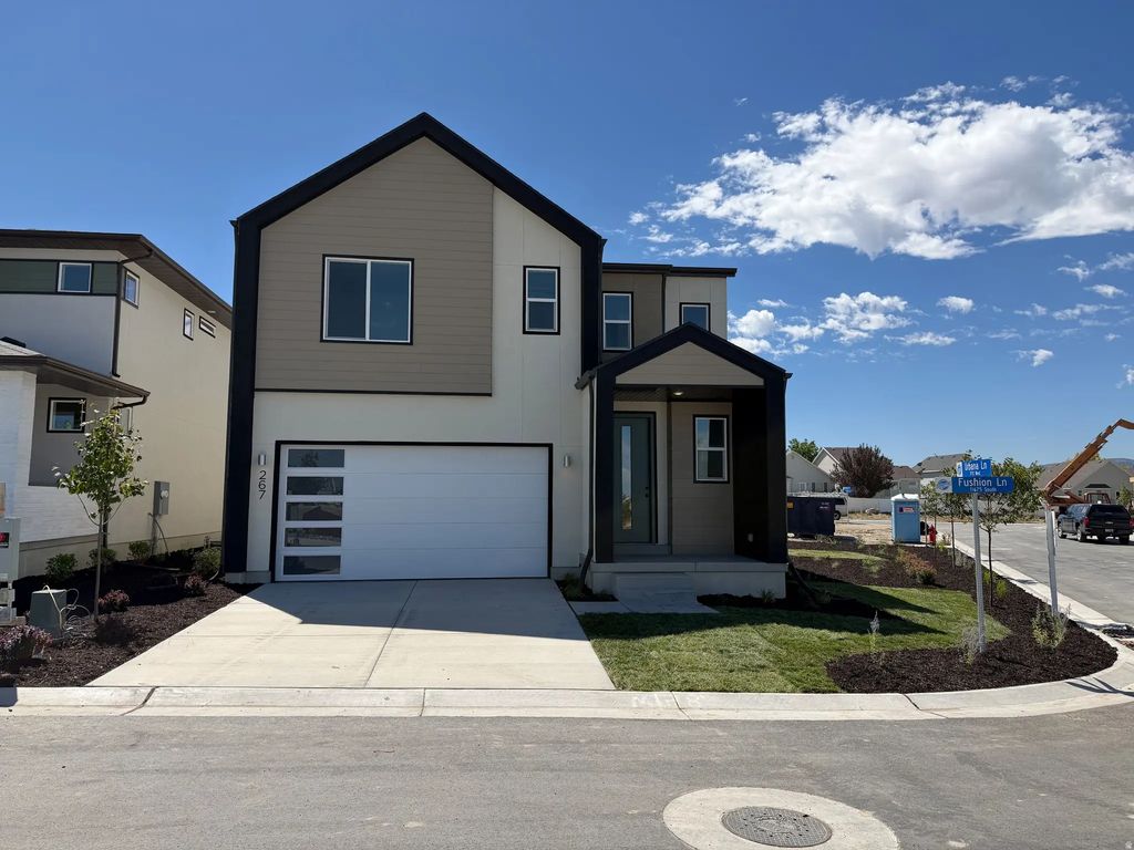 267 Fushion Ln 122, Draper