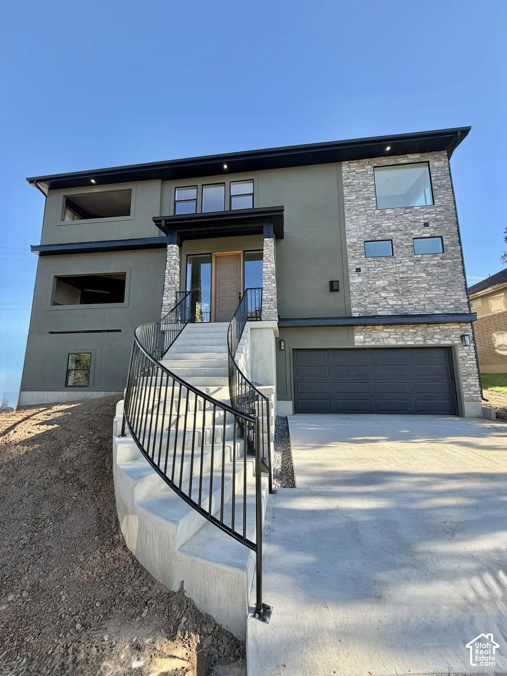 708 E Edgewood Dr., South Ogden