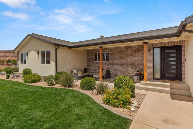 2591 E Washington Dam Rd, Washington